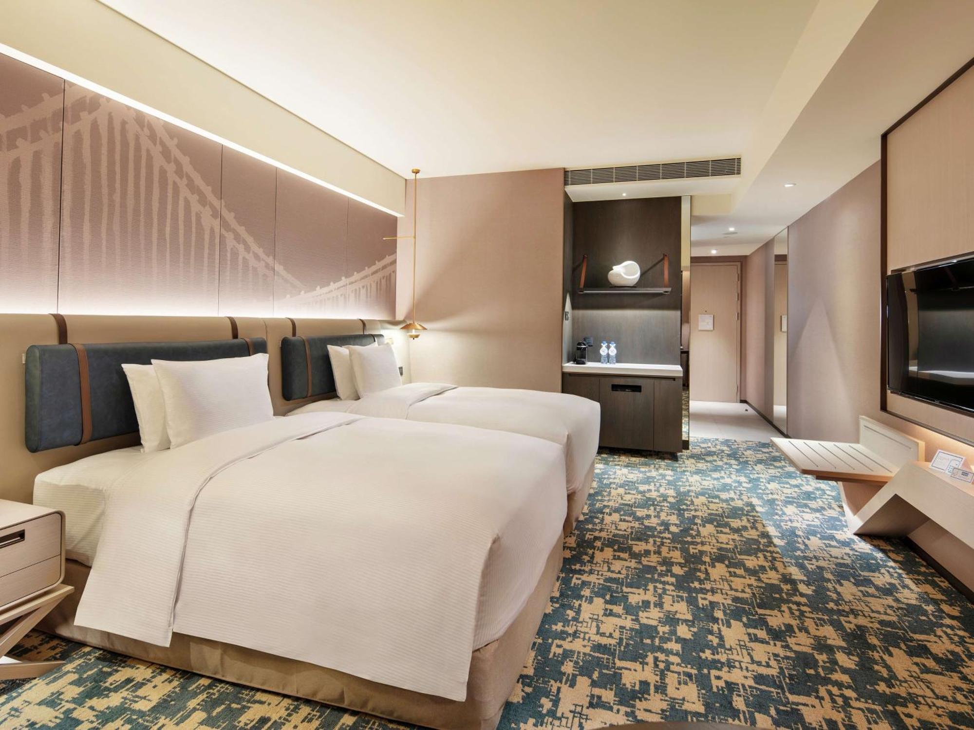 Hotel Hilton Taipei Sinban New Taipei City Exterior foto