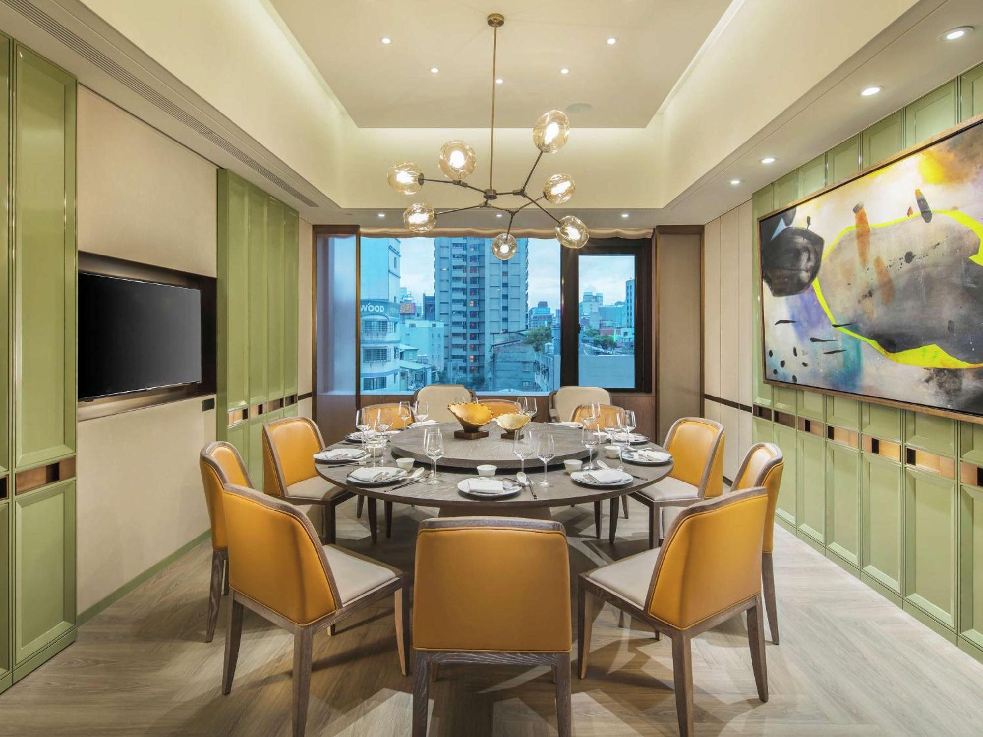 Hotel Hilton Taipei Sinban New Taipei City Exterior foto