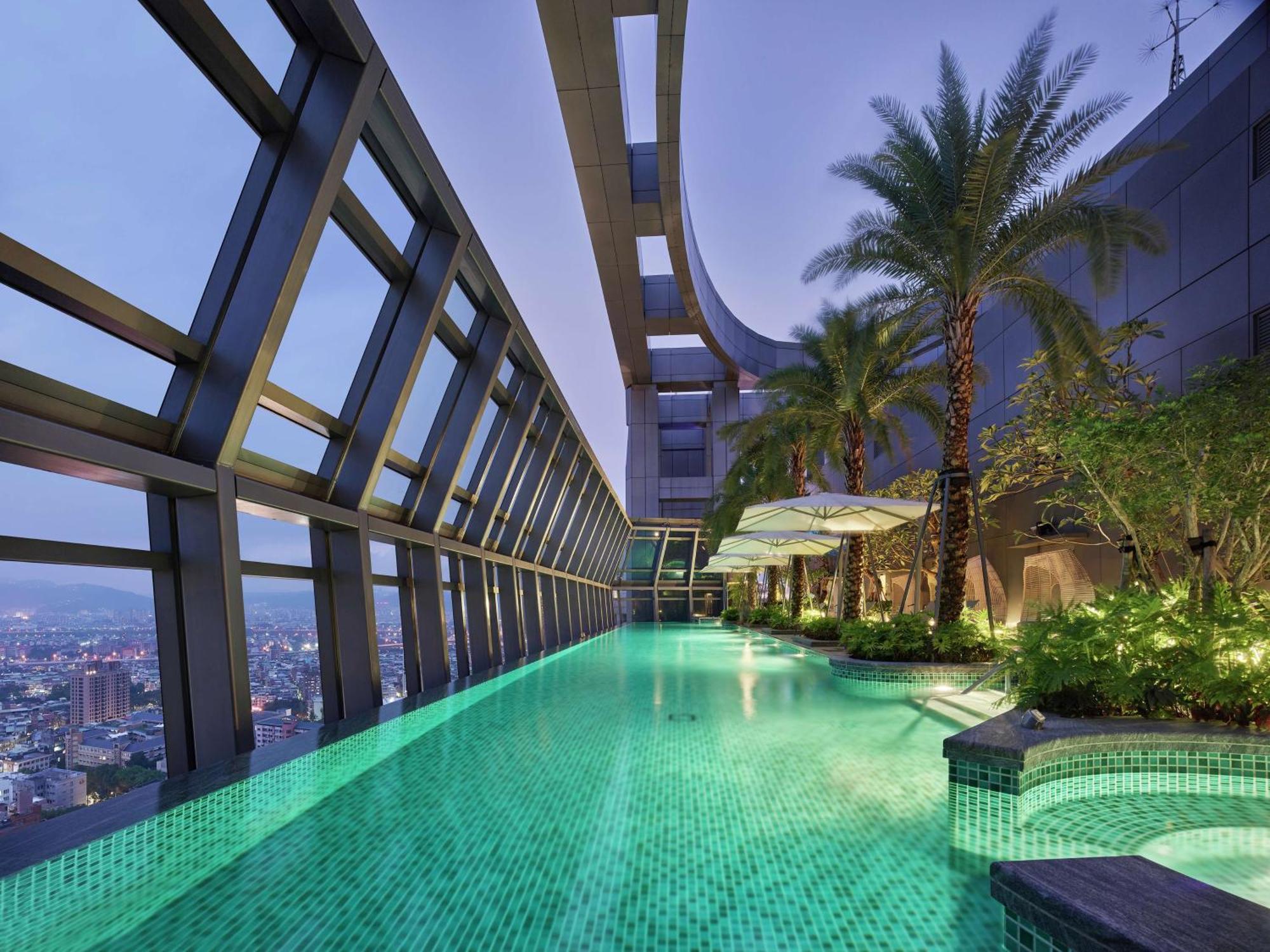 Hotel Hilton Taipei Sinban New Taipei City Exterior foto